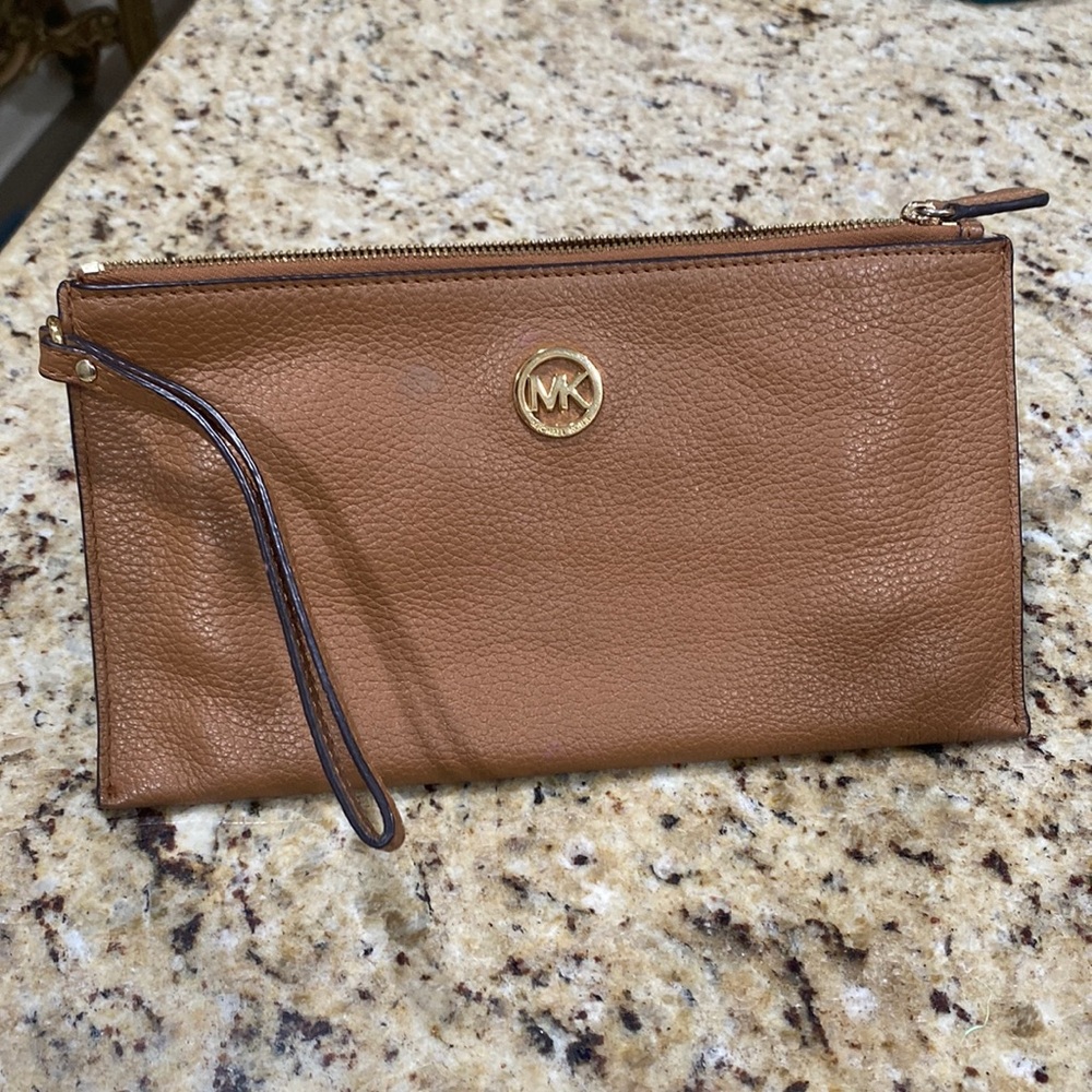 Michael Kors wristlet wallet